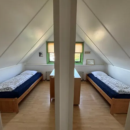 Strandparel 039 度假居 *